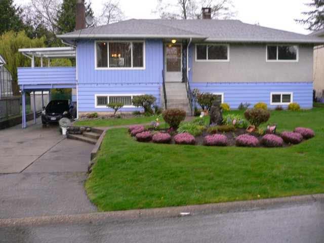 Photo 1 - FrontYard - 617 HARRISON AVENUE, Coquitlam, BC V3J3Z6