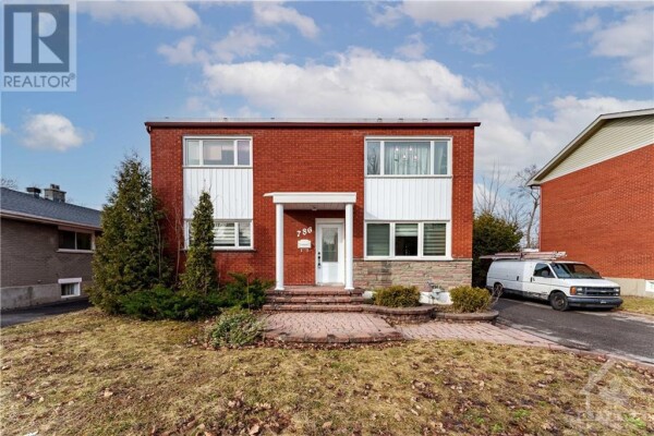 Photo 1 at 786 TROJAN AVENUE, Ottawa, ON K1K2P7