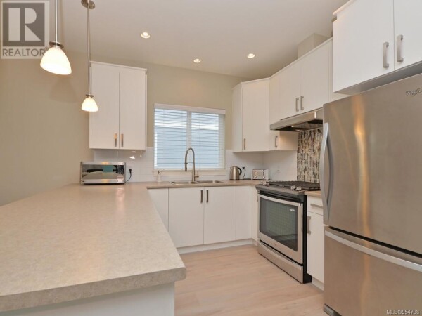 Photo 3 - Kitchen - 6554 Steeple Chase, Sooke, BC V9Z0W3