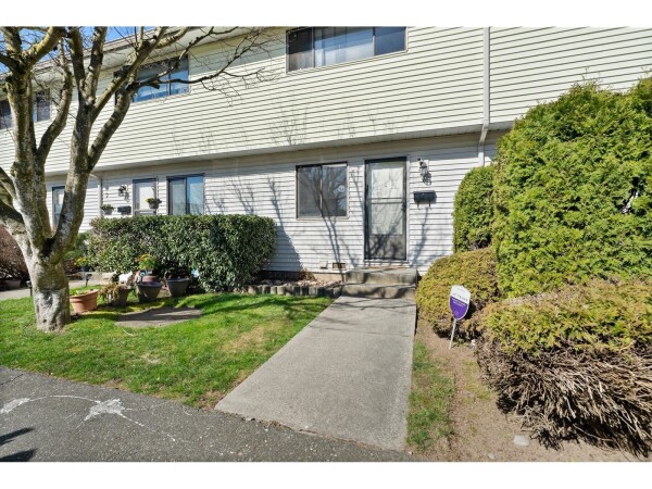 Photo 1 - Backyard - 6 5351 200 STREET, Langley, BC V3A1M2