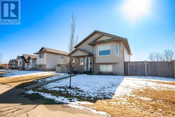 Photo 1 at 144 Pinnacle Boulevard, Grande Prairie, AB T8W2V7