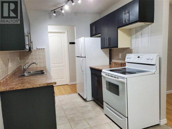 Photo 3 - Kitchen - 3700 28A Street Unit# 307 Lot# 60, Vernon, BC V1T9K6