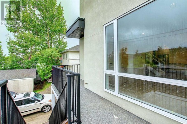 Photo 3 at 4423 Bowness Road NW, Calgary, AB T3B0A7