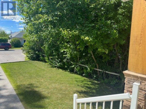 Photo 3 - Backyard - 1729 129 Street, Blairmore, AB T0K0E0