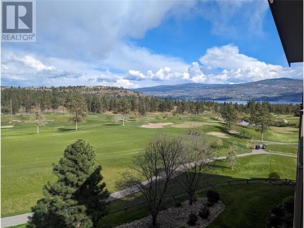 Photo 2 - Backyard - 3545 Carrington Road Unit# 402, West Kelowna, BC V4T3A1