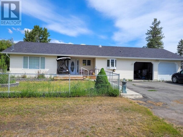 Photo 1 - Backyard - 463 MORGAN Avenue, Merritt, BC V1K1B8