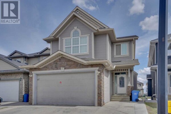 Photo 2 - FrontYard - 523 Taralake Way NE, Calgary, AB T3J0H9