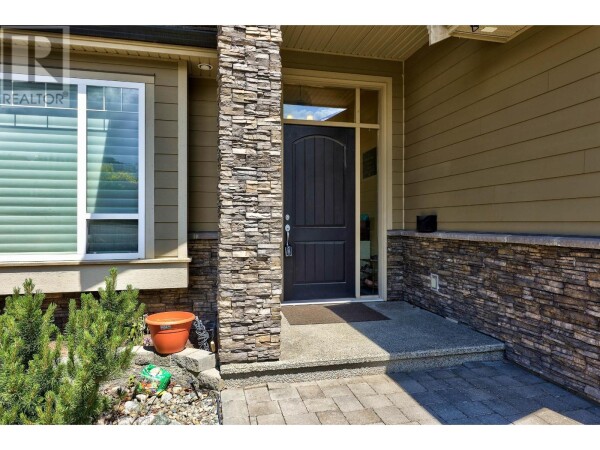 Photo 2 at 842 GUERIN CREEK Way, Kamloops, BC V2C0A6