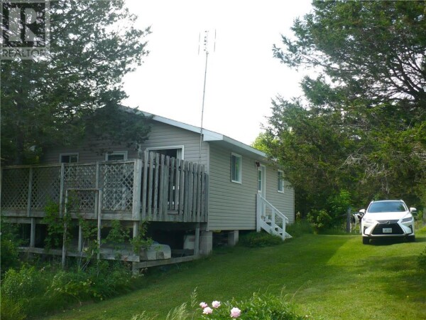 Photo 2 - Backyard - 463 UB4 ROAD, Delta, ON K0E1G0