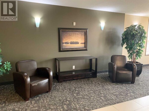 Photo 2 - LivingRoom - 401, 12320 102 Street, Grande Prairie, AB T8V0N4