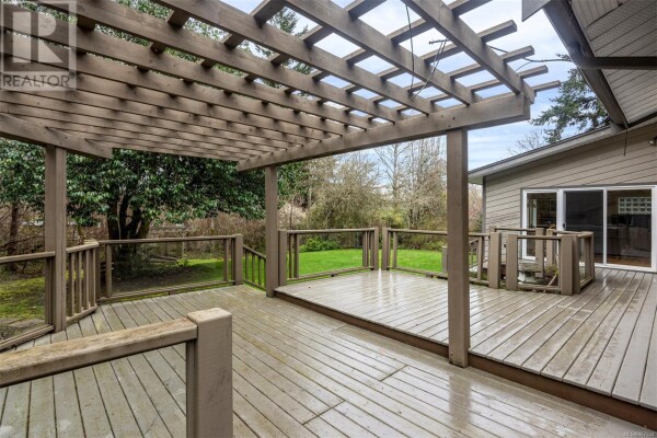 Photo 3 - Backyard - 711 Clayton Rd, North Saanich, BC V8L5M4