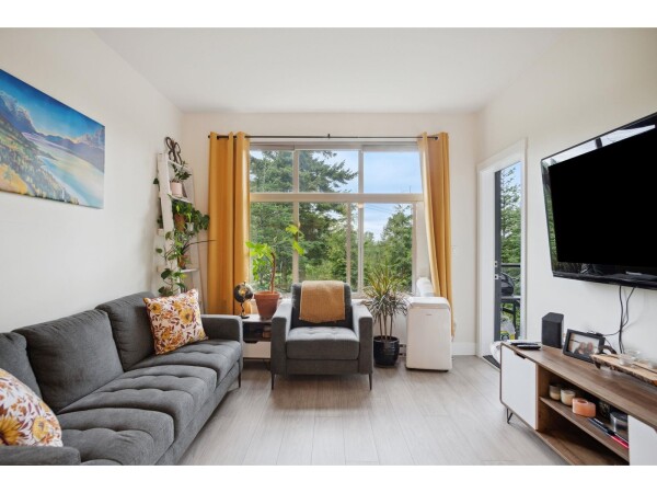 Photo 2 - LivingRoom - 308 2855 156 STREET, Surrey, BC V3Z3Y3