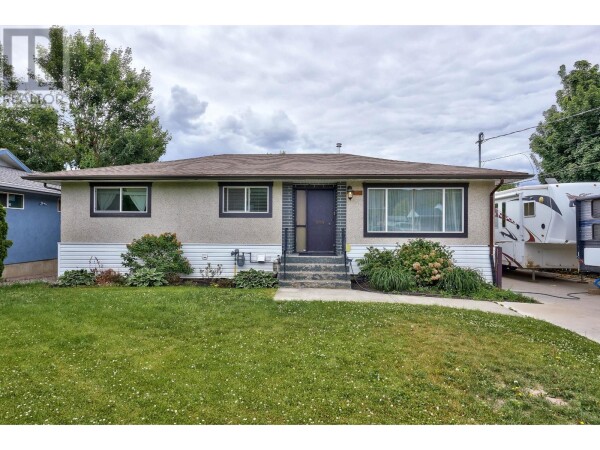 Photo 1 at 2465 GLENVIEW AVE, Kamloops, BC V2B4L5