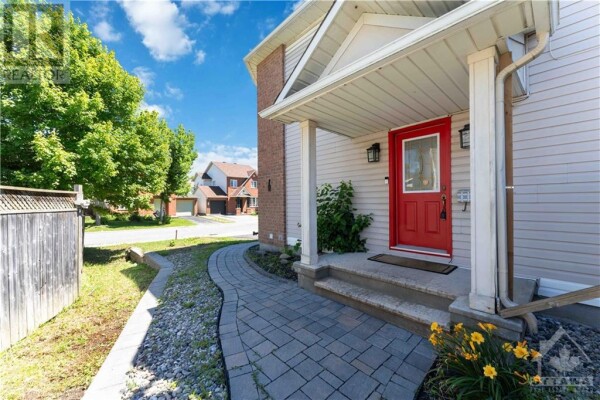 Photo 2 at 52 COLLINGTON STREET, Ottawa, ON K2G6X3