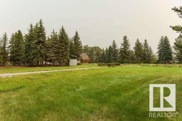 Photo 3 at 4809 DONSDALE DR NW, Edmonton, AB T6M2N2