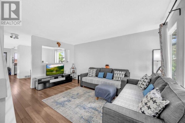 Photo 1 at 54 Templegreen Road NE, Calgary, AB T1Y4Y8