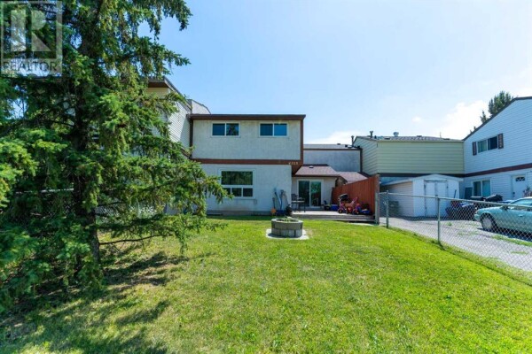 Photo 1 - Backyard - 4315 4 Avenue SE, Calgary, AB T2A3B9