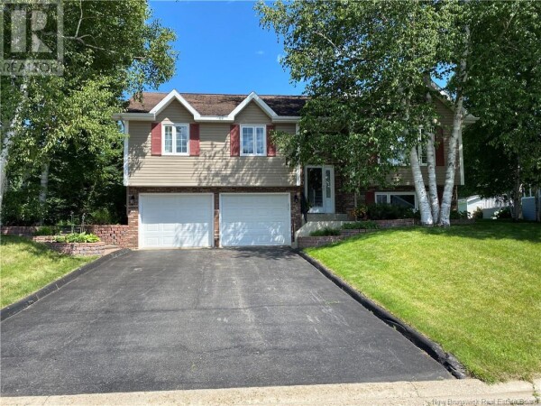 Photo 1 - FrontYard - 1060 Birchwood Drive, Bathurst, NB E2A4W8