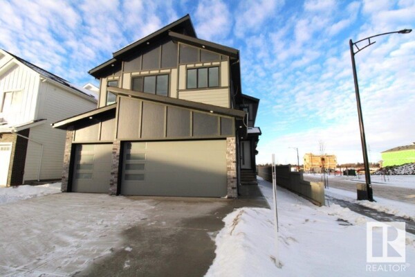 Photo 3 at 17128 2 ST NW, Edmonton, AB T5Y4G5