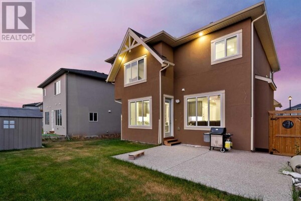 Photo 2 at 198 KINNIBURGH Crescent, Chestermere, AB T1X1Y2