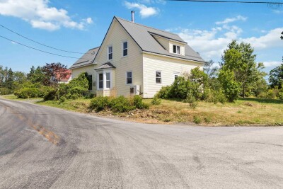 Picture of 8754 Highway 331, Voglers Cove NS B0J 2H0