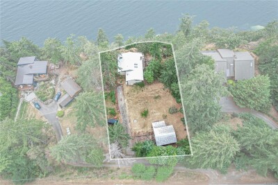 Picture of 285 Mountain Park Dr, Salt Spring BC V8K 1G3