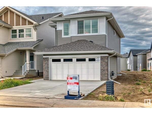 Photo 1 at 17716 70 ST NW, Edmonton, AB T5Z0W6