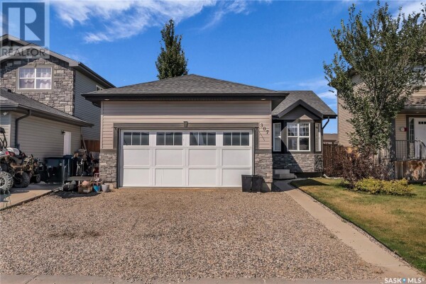 Photo 2 at 307 Stone TERRACE, Martensville, SK S0K2A0