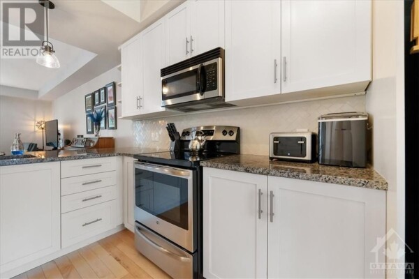 Photo 3 - Kitchen - 38 MEACH PRIVATE, Ottawa, ON K2S0T8