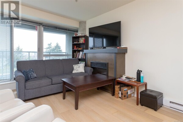 Photo 3 - LivingRoom - 530 2745 Veterans Memorial St, Langford, BC V9B0H4