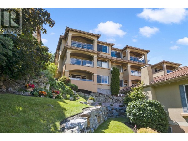 Photo 1 at 2259 Capistrano Drive, Kelowna, BC V1V2M9