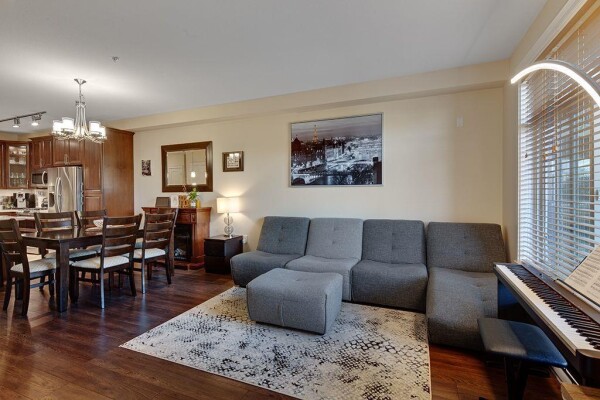 Photo 3 - LivingRoom - A214 20716 WILLOUGHBY TOWN CENTRE DRIVE, Langley, BC V2Y3J7