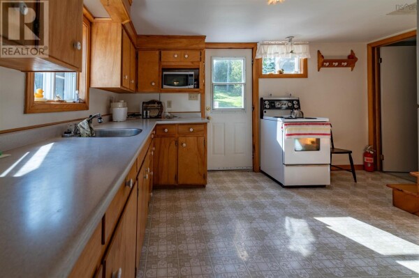 Photo 3 - Kitchen - 2884 Long Point Road, Harbourville, NS B0P1E0