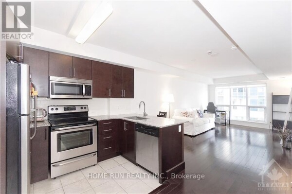 Photo 3 - Kitchen - 1207 242 RIDEAU STREET, Ottawa, ON K1N0B7