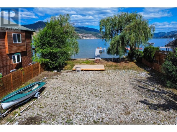 Photo 3 at 3242 Clement Road, Lake Country, BC V4V1X7