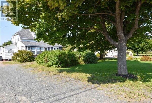 Photo 2 - Backyard - 3765 Principale, Tracadie, NB E1X1E3