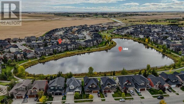 Photo 1 at 128 Kinniburgh Loop, Chestermere, AB T1X0V1