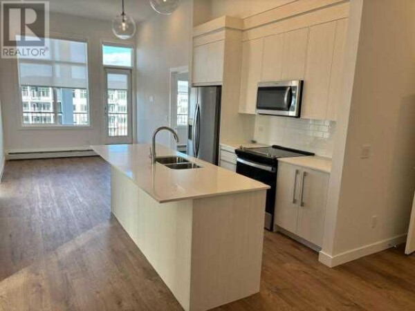 Photo 2 - Kitchen - 1516, 395 Skyview Parkway NE, Calgary, AB T3N2K1