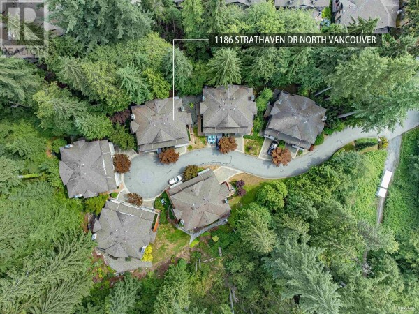 Photo 3 - Backyard - 1186 STRATHAVEN DRIVE, North Vancouver, BC V7H2Z6