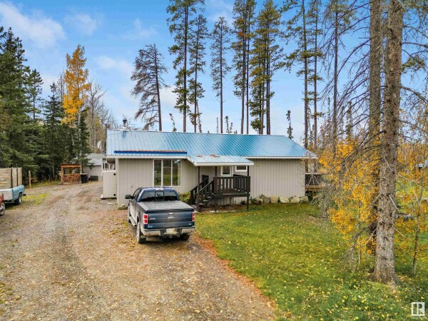 Photo 3 - Backyard - 48030B RGE ROAD 85, Rural Brazeau County, AB T7A2A1