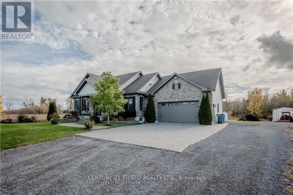 Photo 2 at 19300 GORE ROAD, South Glengarry, ON K0C2E0