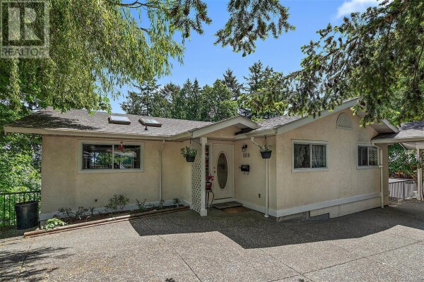 Photo 3 at 5159 Beckton Rd, Saanich, BC V8Y2C2