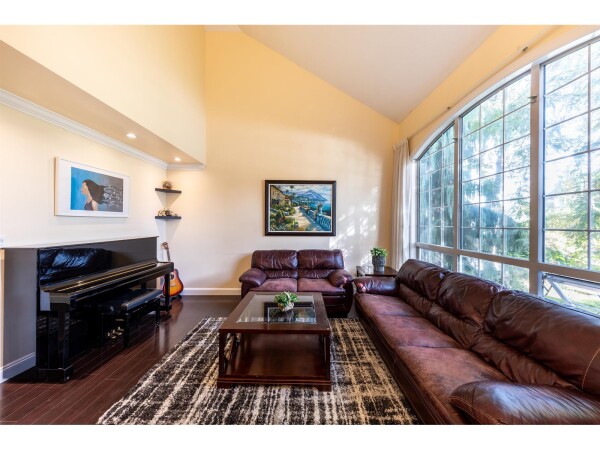 Photo 3 - LivingRoom - 7983 164 STREET, Surrey, BC V4N0M6