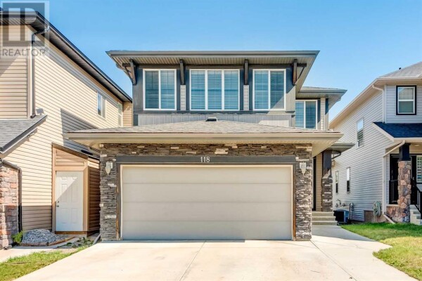 Photo 1 at 118 Panora Court NW, Calgary, AB T3K0V2