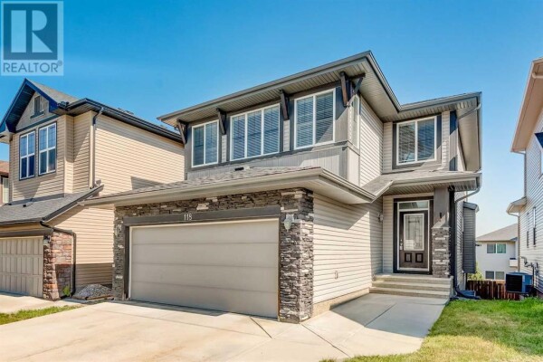 Photo 2 at 118 Panora Court NW, Calgary, AB T3K0V2