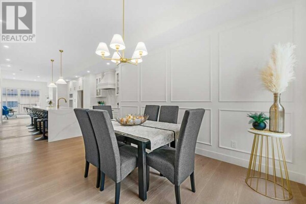 Photo 2 - DiningRoom - 1410 43 Street SW, Calgary, AB T3C2A2