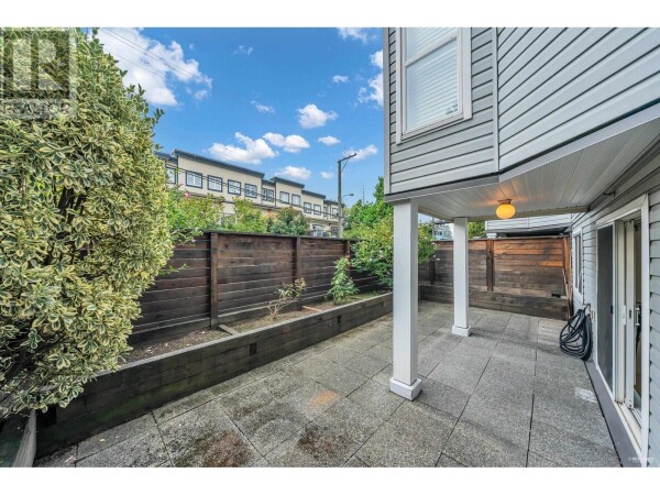 Photo 2 - Backyard - 105 2272 DUNDAS STREET, Vancouver, BC V5L1J8