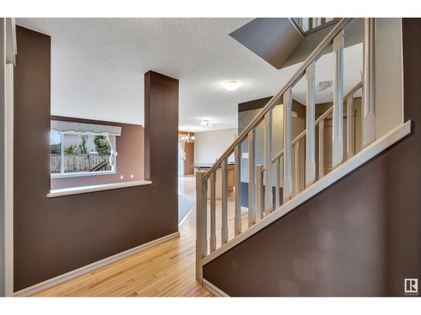 Photo 3 at 548 LEGER WY NW, Edmonton, AB T6R3T5