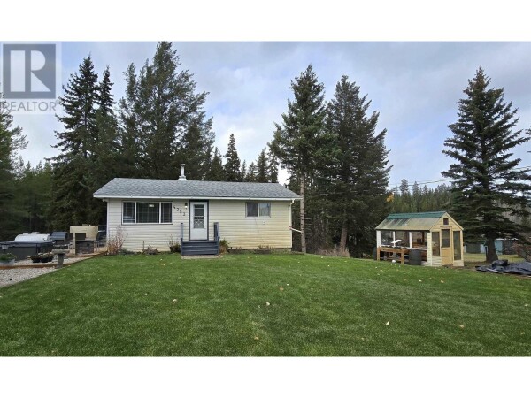 Photo 1 at 4353 N CLEAR ROAD, Williams Lake, BC V2G5A1