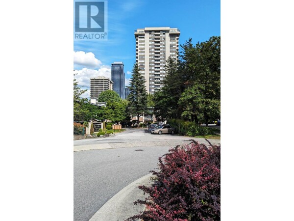 Photo 1 at 506 3970 CARRIGAN COURT, Burnaby, BC V3N4S5